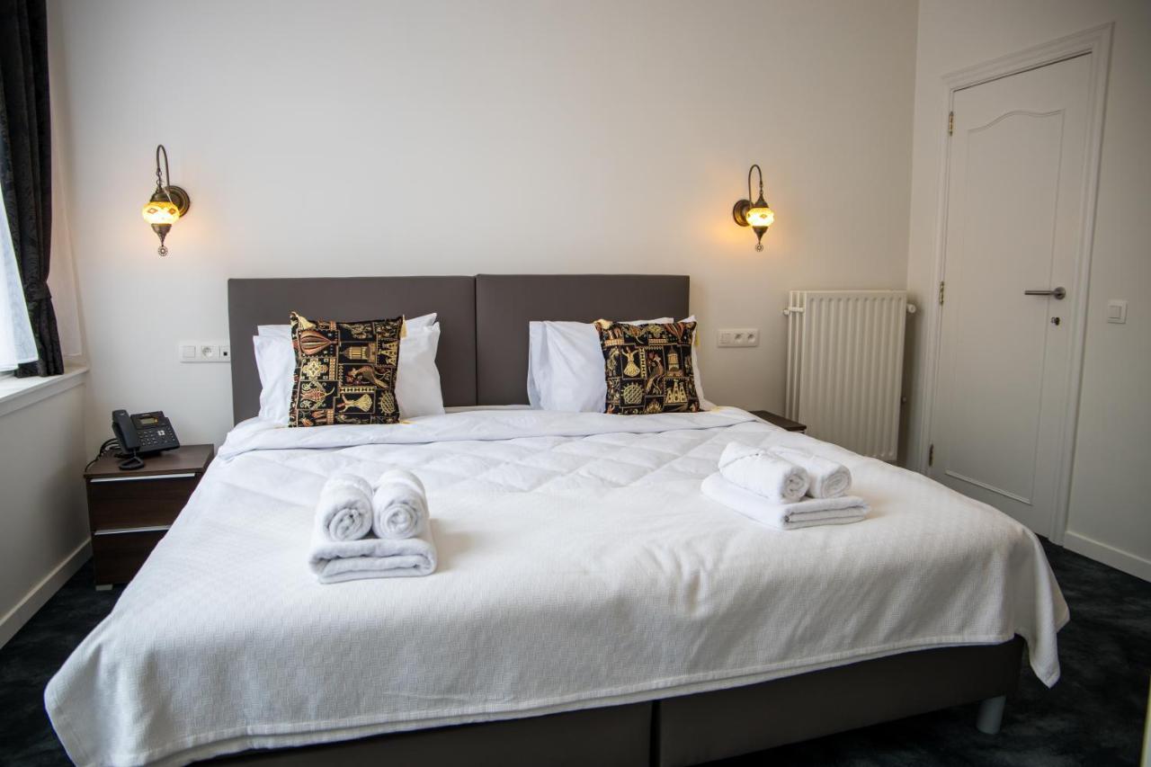 Hotel Guzy 利尔 外观 照片