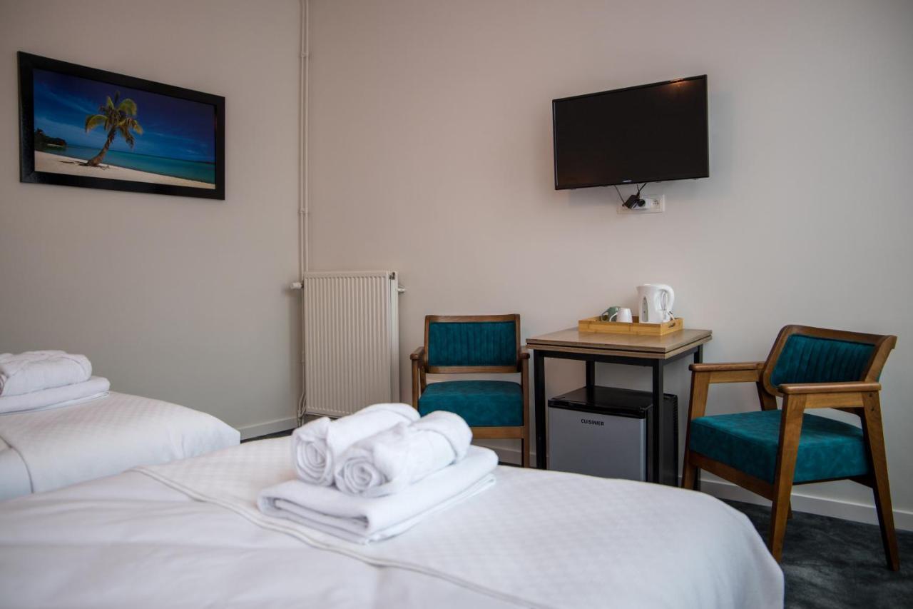 Hotel Guzy 利尔 外观 照片